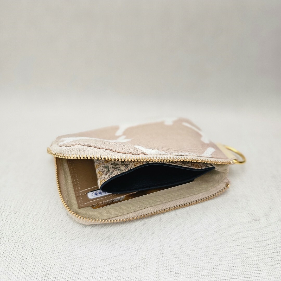 runrunrun ミニウォレット ベージュ ミナペルホネン ハンドメイド ハンドメイドのファッション小物(財布)の商品写真