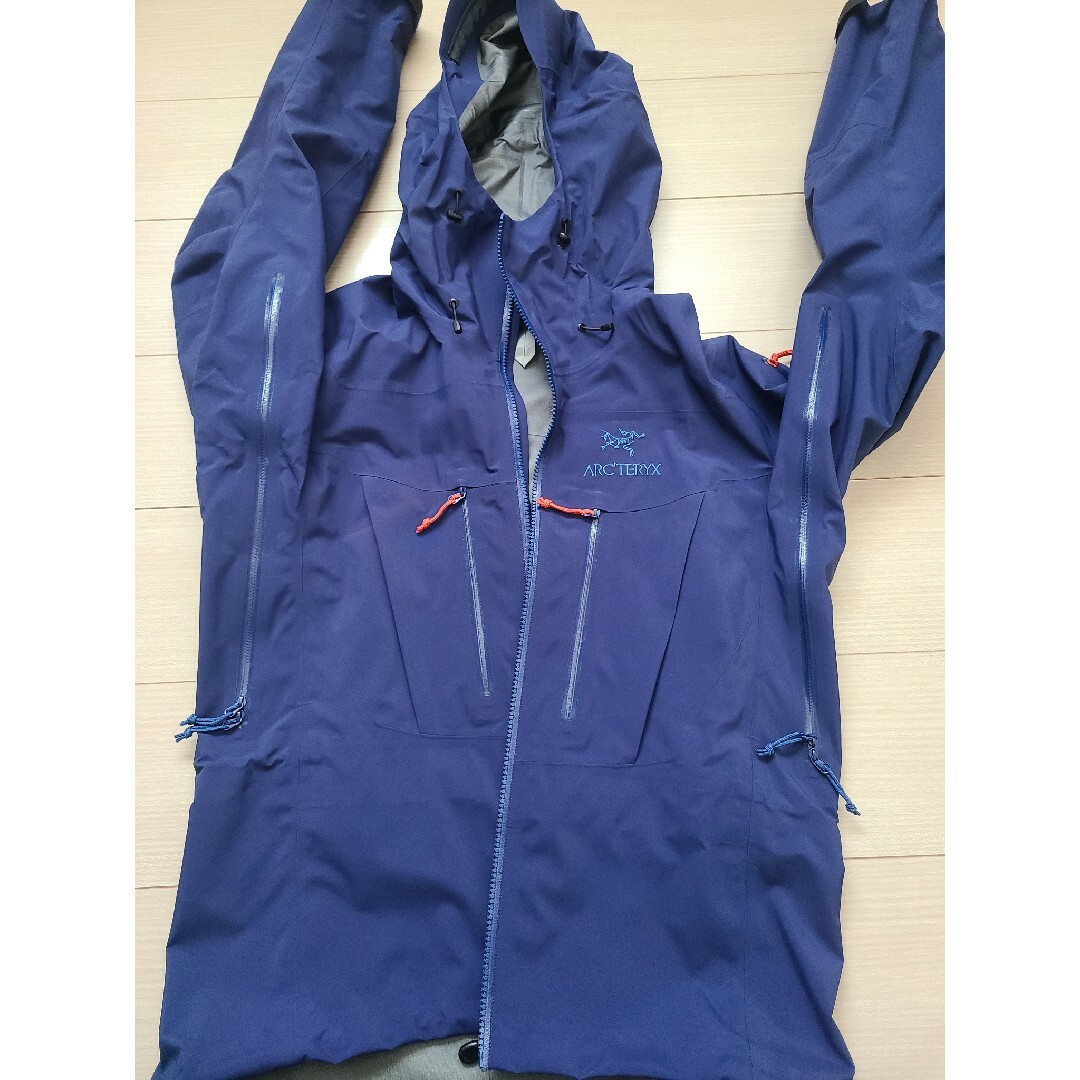ARC'TERYX - 【最終値下げ】ARC'TERYX アークテリクス アルファ ARC'TERYX - 【最終値下げ】ARC'TERYX アークテリクス アルファ