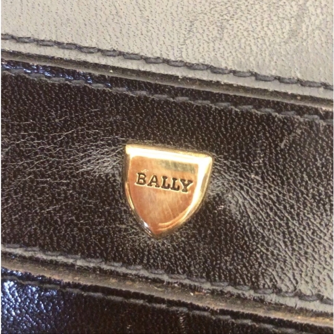 Bally(バリー)のBally ショルダーバッグ レディースのバッグ(ショルダーバッグ)の商品写真