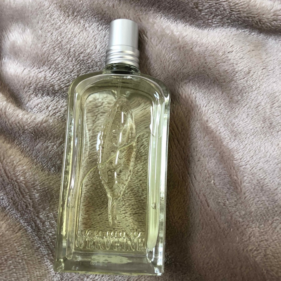 L'OCCITANE(ロクシタン)のロクシタン　香水　バーベナ 100mℓ コスメ/美容の香水(ユニセックス)の商品写真