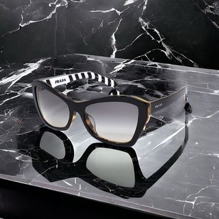 プラダ(PRADA)の【新品未使用】PRADA プラダ 0PR 07XSF NAI130 55(サングラス/メガネ)