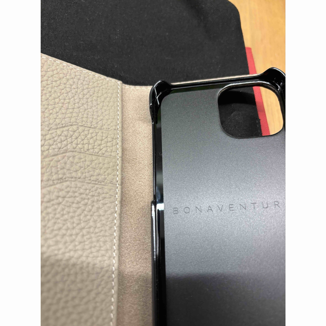 BONAVENTURA(ボナヴェントゥーラ)の新品！ボナベンチュラ iphone13mini グレージュ　携帯ケース スマホ/家電/カメラのスマホアクセサリー(iPhoneケース)の商品写真