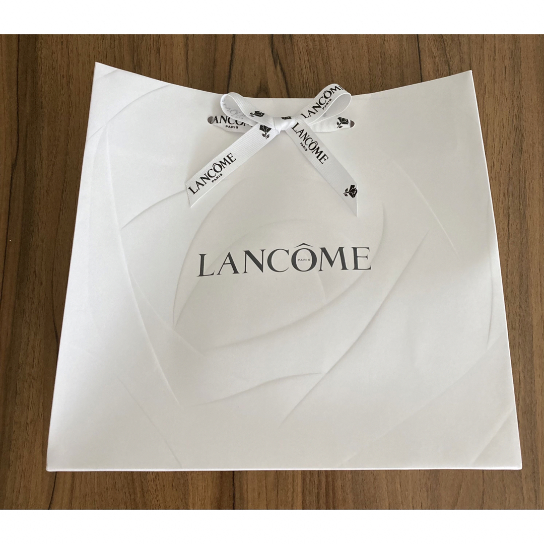 LANCOME(ランコム)のランコム　プレゼント用紙袋 レディースのバッグ(ショップ袋)の商品写真