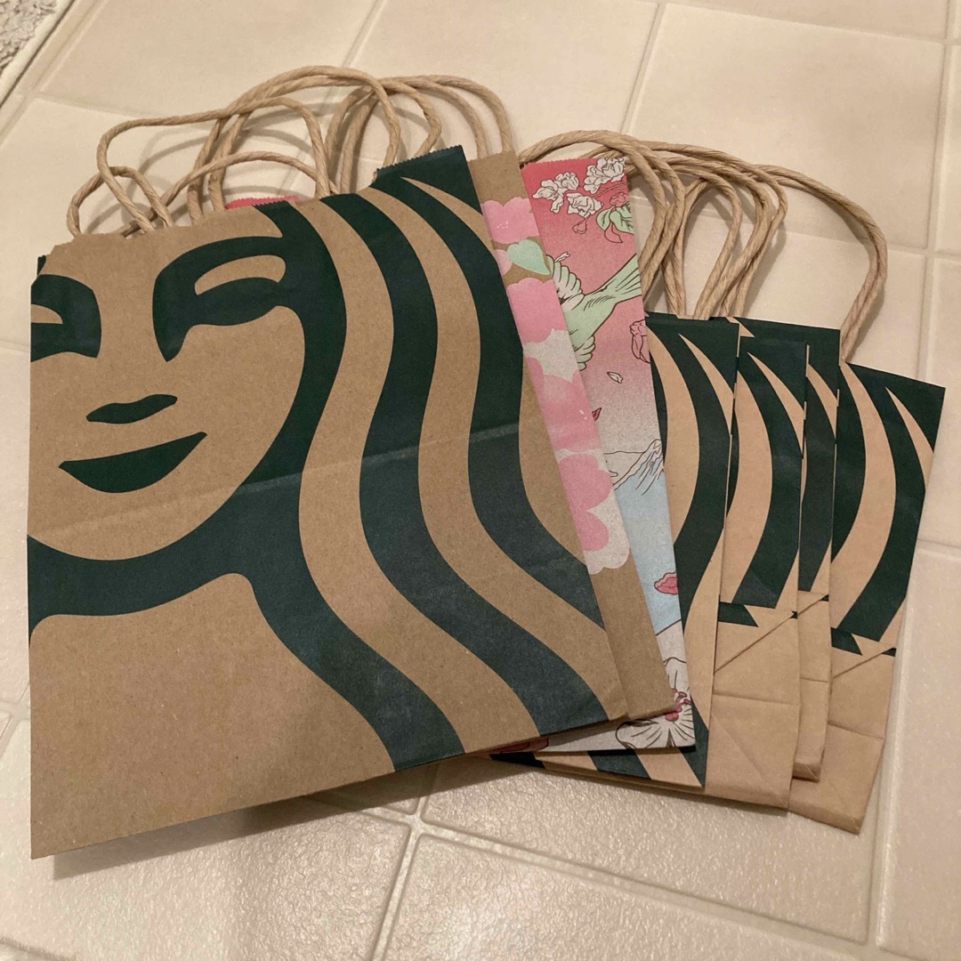 Starbucks(スターバックス)のスタバ紙袋7点 レディースのバッグ(ショップ袋)の商品写真