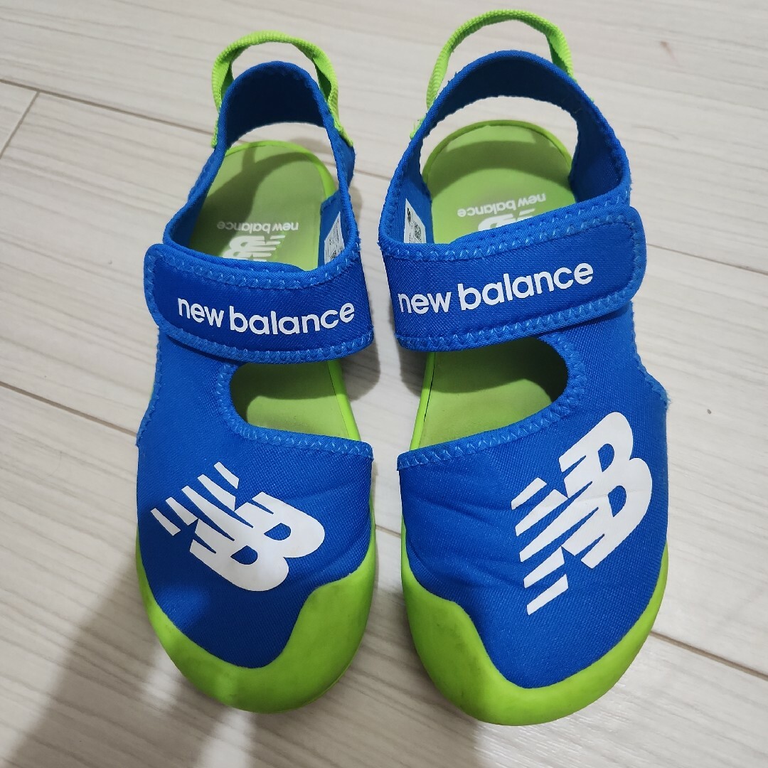 New Balance - サンダル22cmの通販 by ましゅまろ's shop