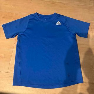 アディダス(adidas)のadidas☆Tシャツ☆150cm(Tシャツ/カットソー)