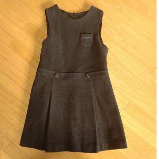 BURBERRY - 未使用 Burberry ワンピース バーバリーチェック 星柄 BURBERRY - 未使用 Burberry ワンピース バーバリーチェック 星柄