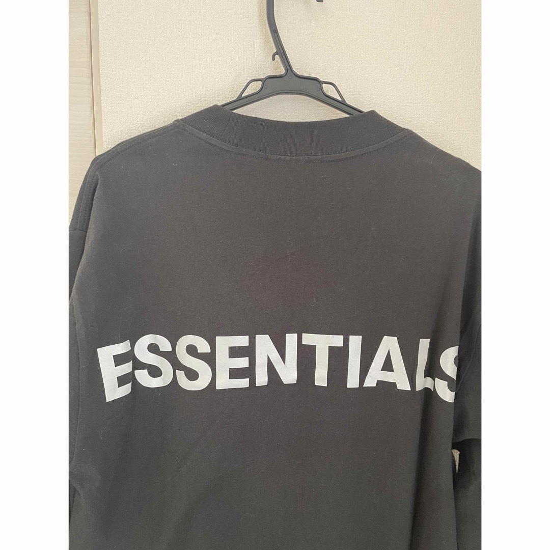 Essential(エッセンシャル)のEssentials ロンT fear of god エッセンシャルズ メンズのトップス(Tシャツ/カットソー(半袖/袖なし))の商品写真