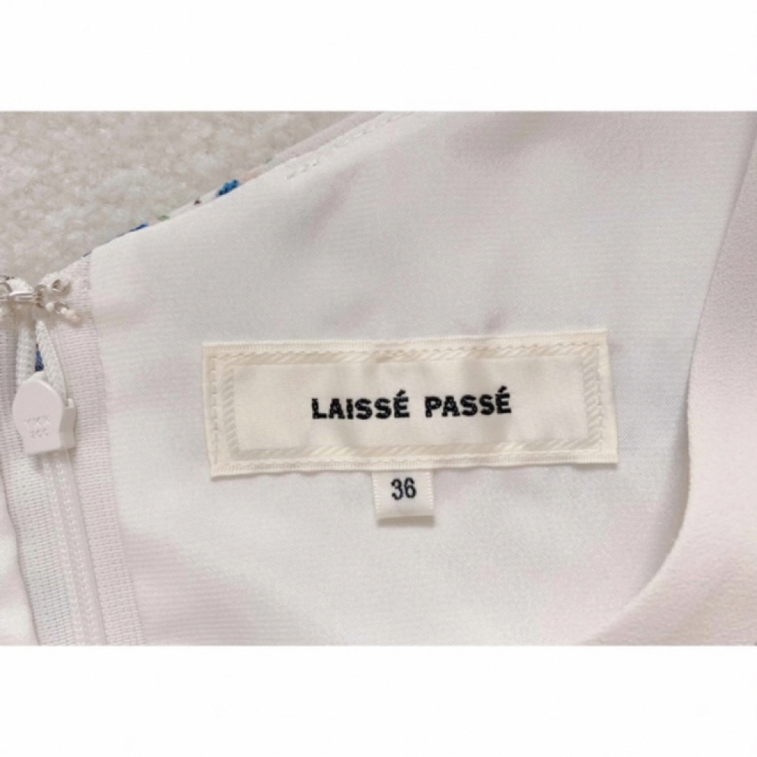 LAISSE PASSE(レッセパッセ)のレッセパッセ　フラワープリントワンピース　36 レディースのワンピース(ひざ丈ワンピース)の商品写真