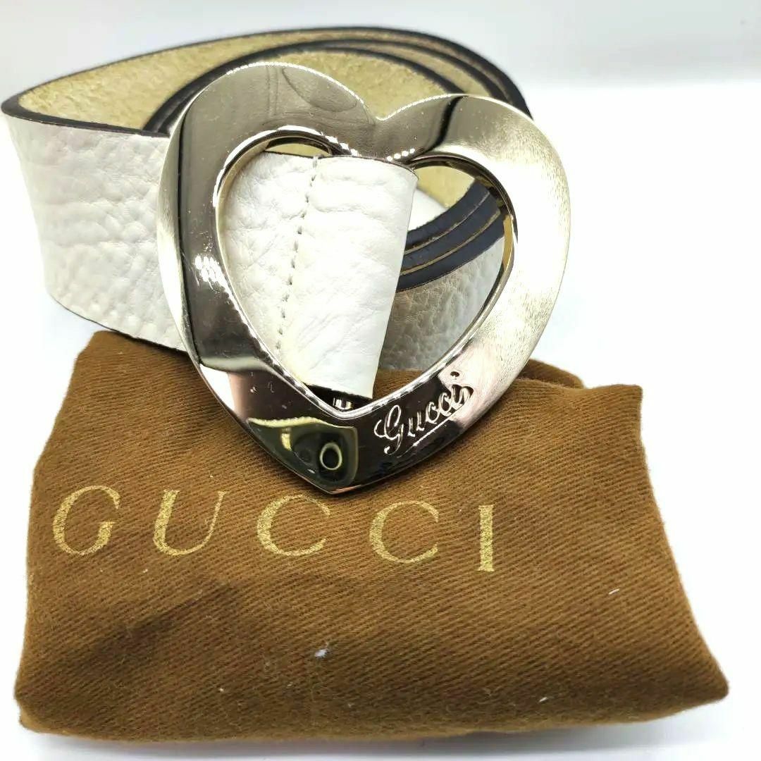 Gucci(グッチ)の【GUCCI】グッチ ベルト ホワイト　サイズ７０～９０　幅３．８ｃｍ　春コーデ レディースのファッション小物(ベルト)の商品写真