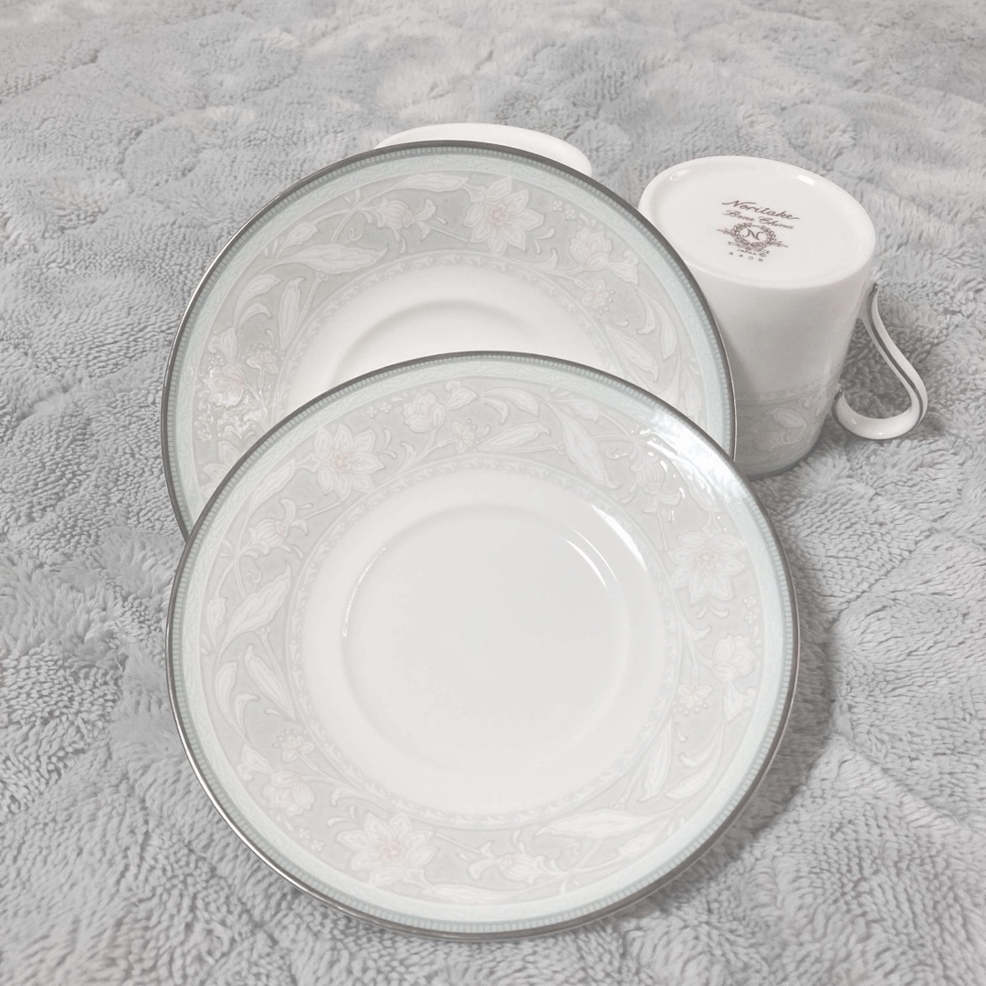 Noritake(ノリタケ)のノリタケ.コーヒーカップセット インテリア/住まい/日用品のキッチン/食器(グラス/カップ)の商品写真