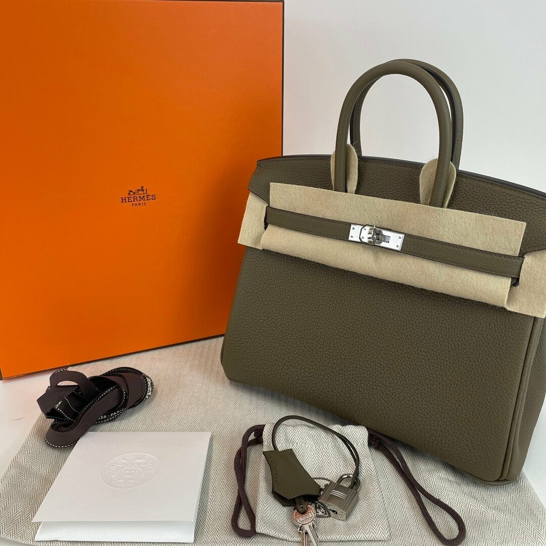 Hermes(エルメス)の新品 HERMES エルメス Birkin25 バーキン25 Toundra ツンドラ PHW シルバー金具 B刻 ハンドバッグ レディースのバッグ(ハンドバッグ)の商品写真