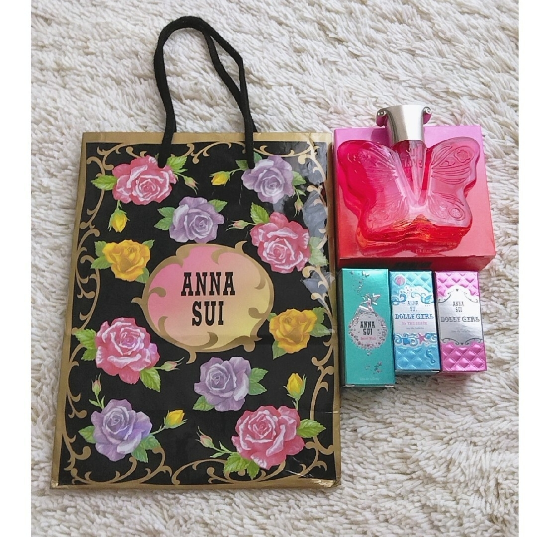 ANNA SUI(アナスイ)のアナスイ⭐香水⭐ミニボトル3個⭐ショップ袋 コスメ/美容の香水(香水(女性用))の商品写真
