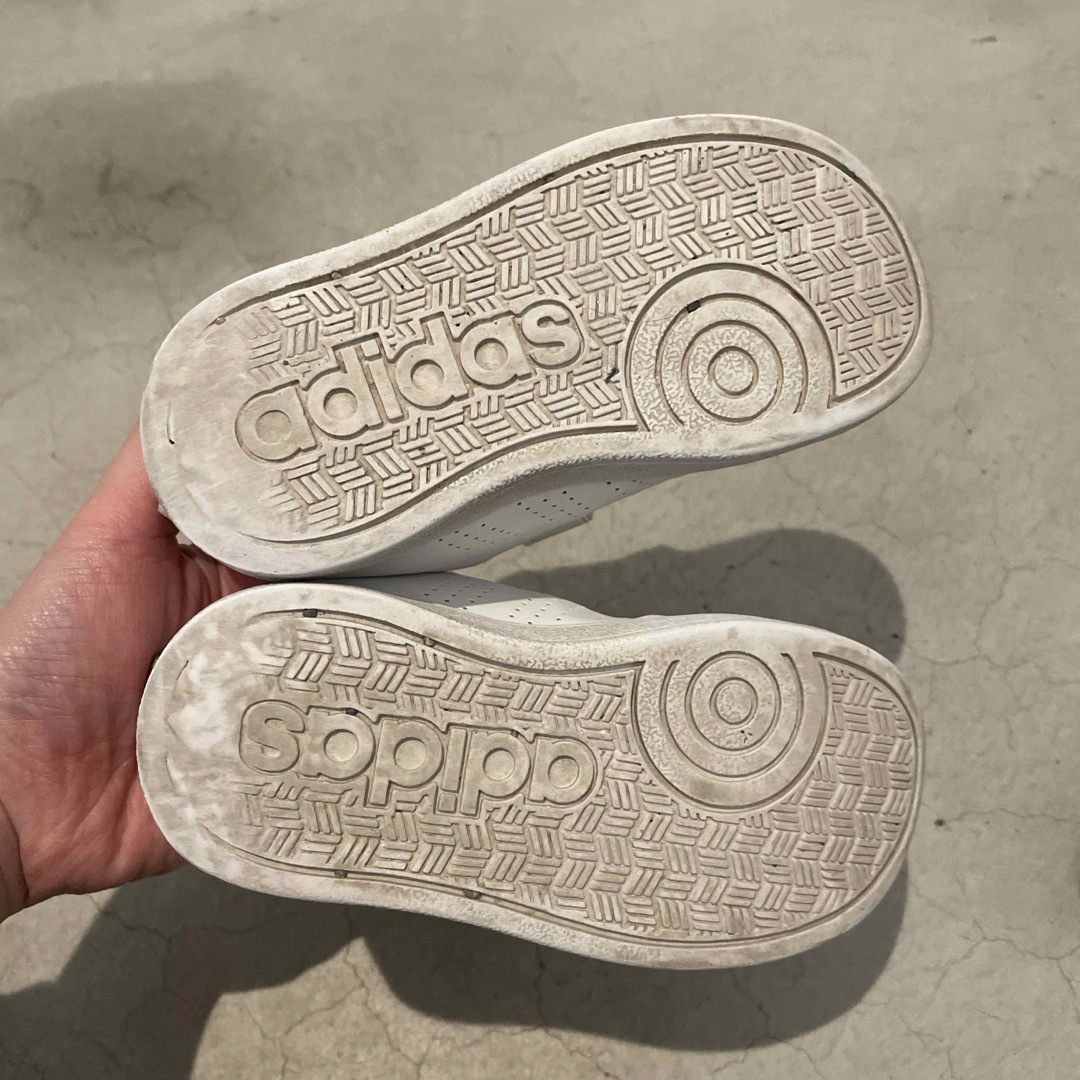 adidas(アディダス)のアディダス　スニーカー　14.5cm キッズ/ベビー/マタニティのベビー靴/シューズ(~14cm)(スニーカー)の商品写真