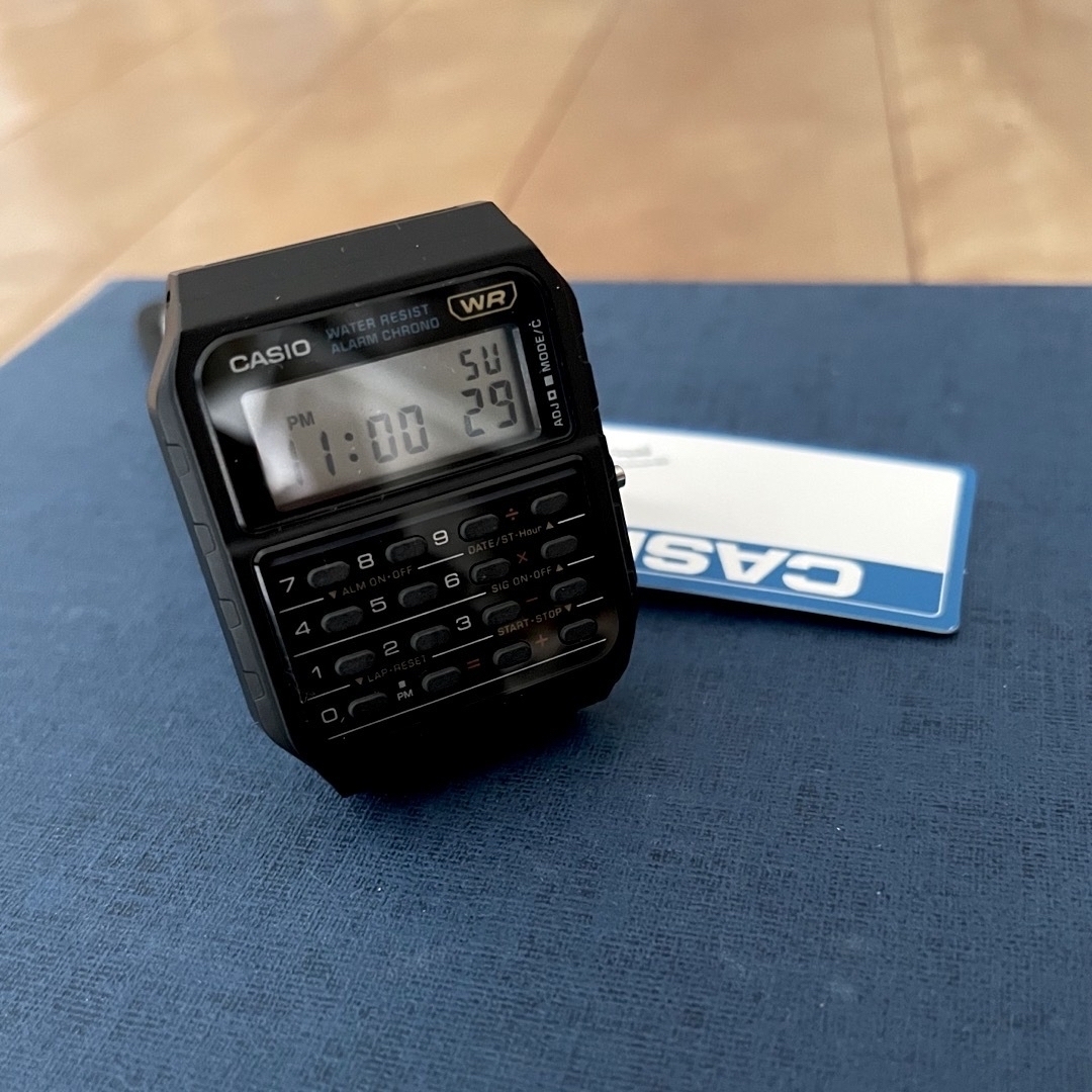 CASIO(カシオ)のカシオ　デジタル腕時計　国内未発売モデル（新品）定番レトロデータバンク メンズの時計(腕時計(デジタル))の商品写真