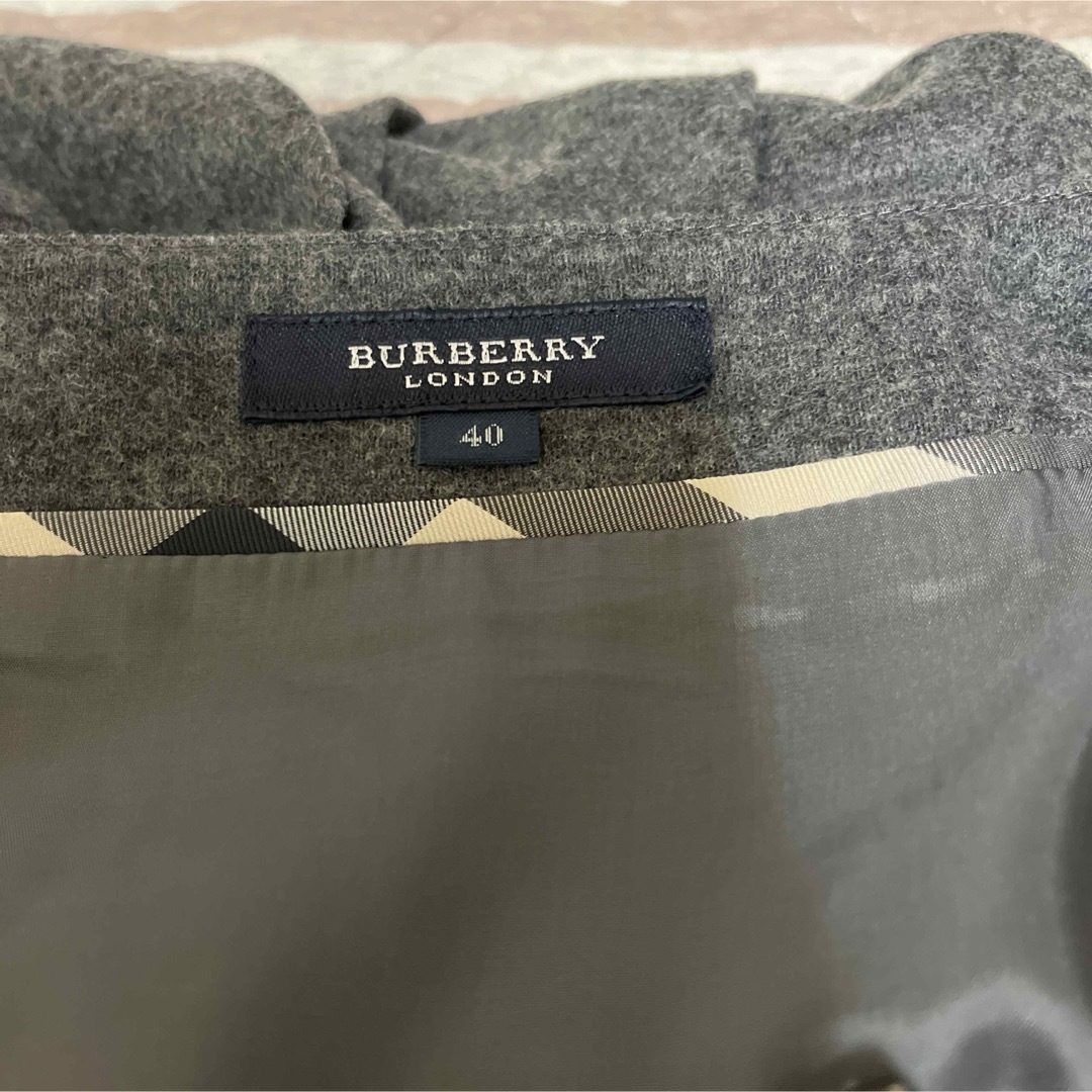 BURBERRY(バーバリー)のバーバリーロンドン　膝丈スカート美品 レディースのスカート(ひざ丈スカート)の商品写真