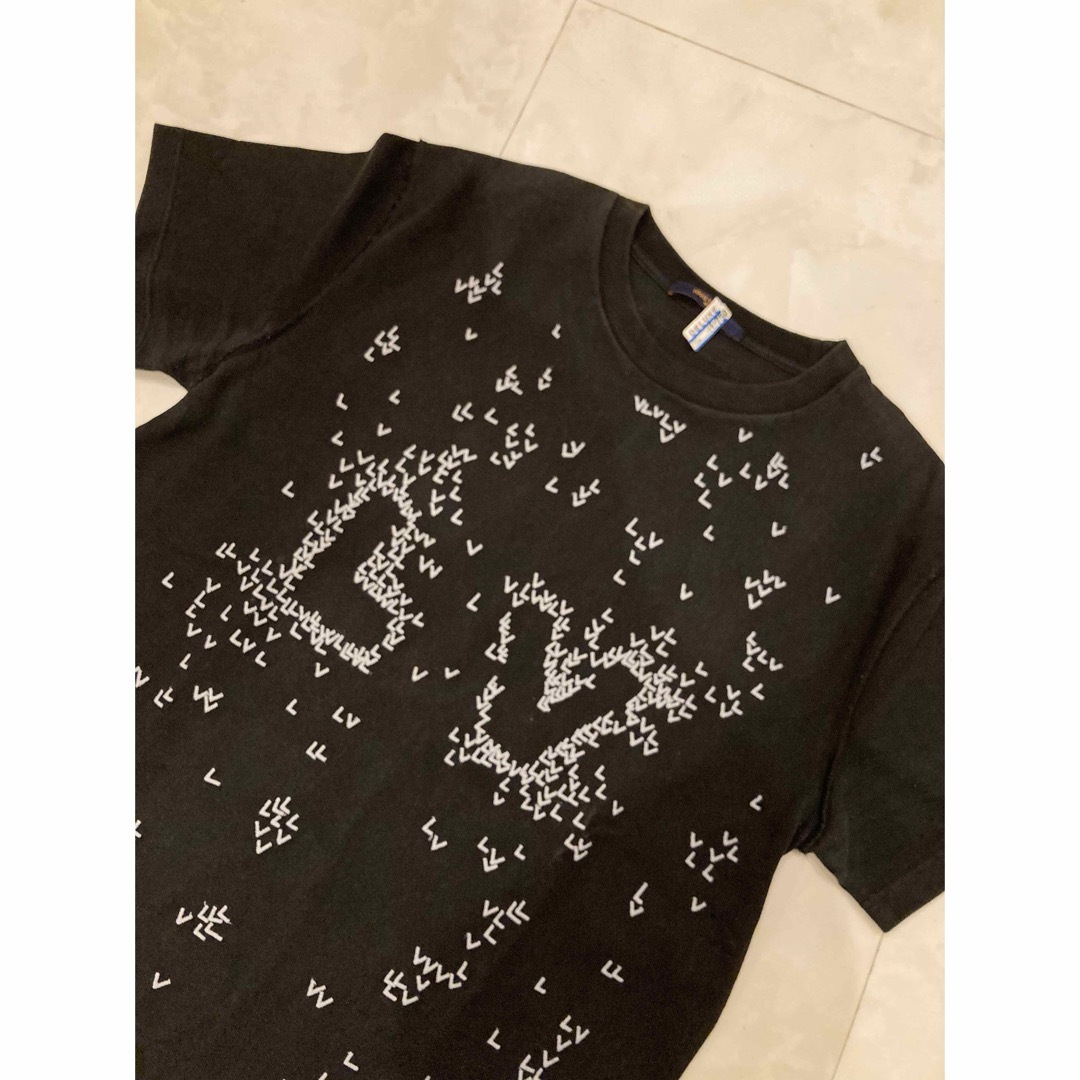 LOUIS VUITTON(ルイヴィトン)のサイズL】ルイヴィトン 22AW LVスプレッド エンブロイダリー 半袖Tシャツ メンズのトップス(Tシャツ/カットソー(半袖/袖なし))の商品写真