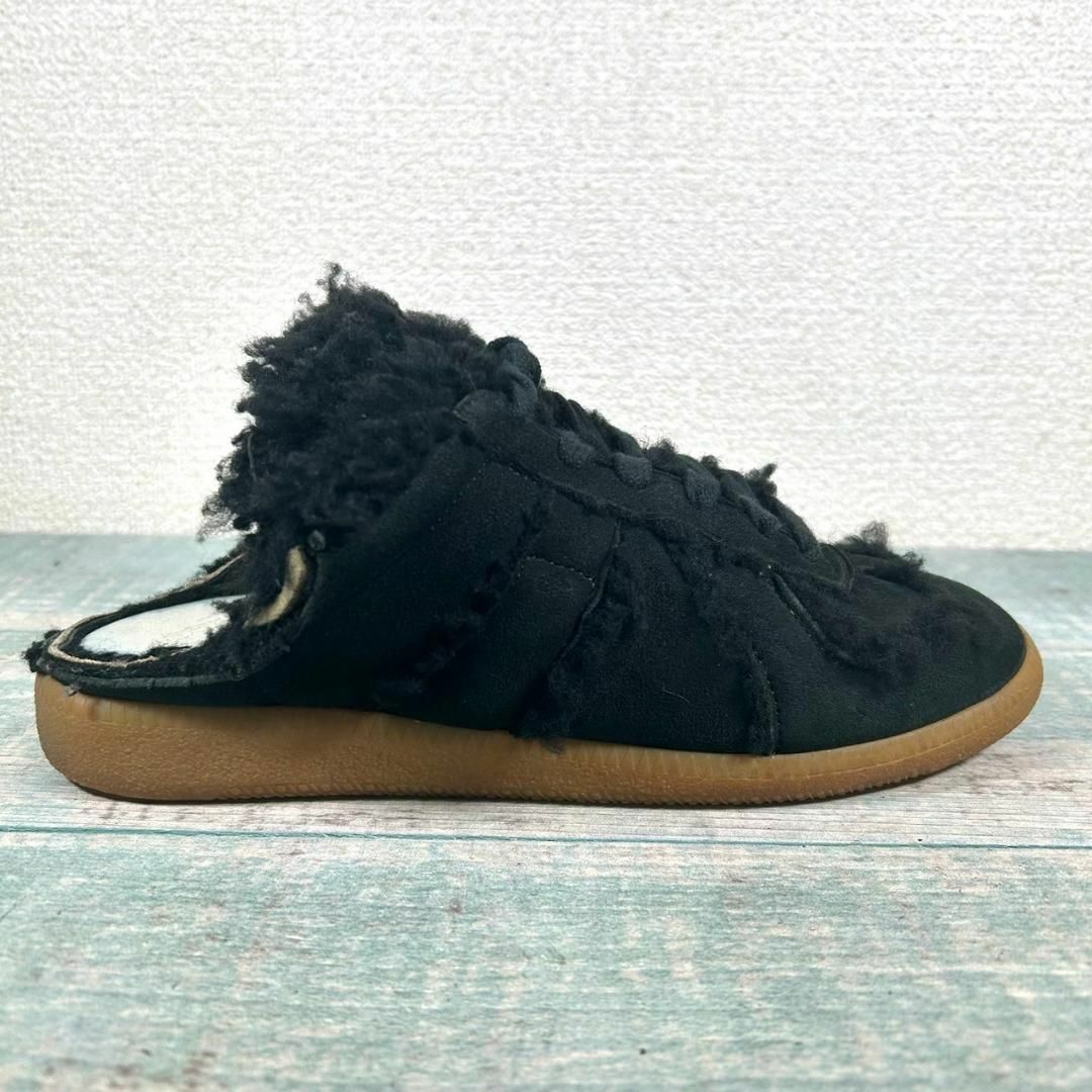 Maison Martin Margiela(マルタンマルジェラ)の美品 Maison Margiela ムートン ジャーマン 22cm スリッポン レディースの靴/シューズ(スリッポン/モカシン)の商品写真