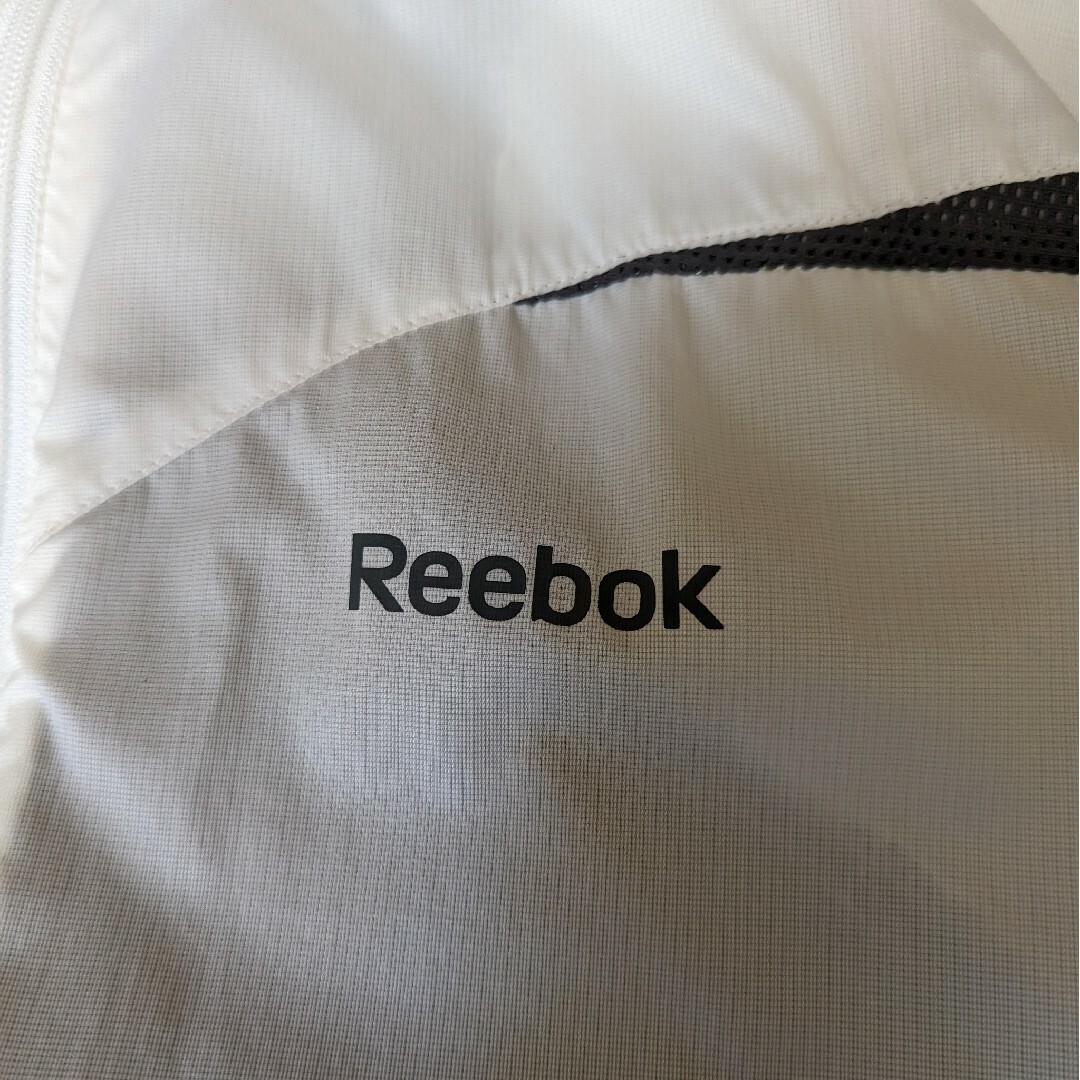 Reebok(リーボック)のリーボック Reebok メッシュ ナイロンジャケット  M  長袖 メンズのジャケット/アウター(ナイロンジャケット)の商品写真