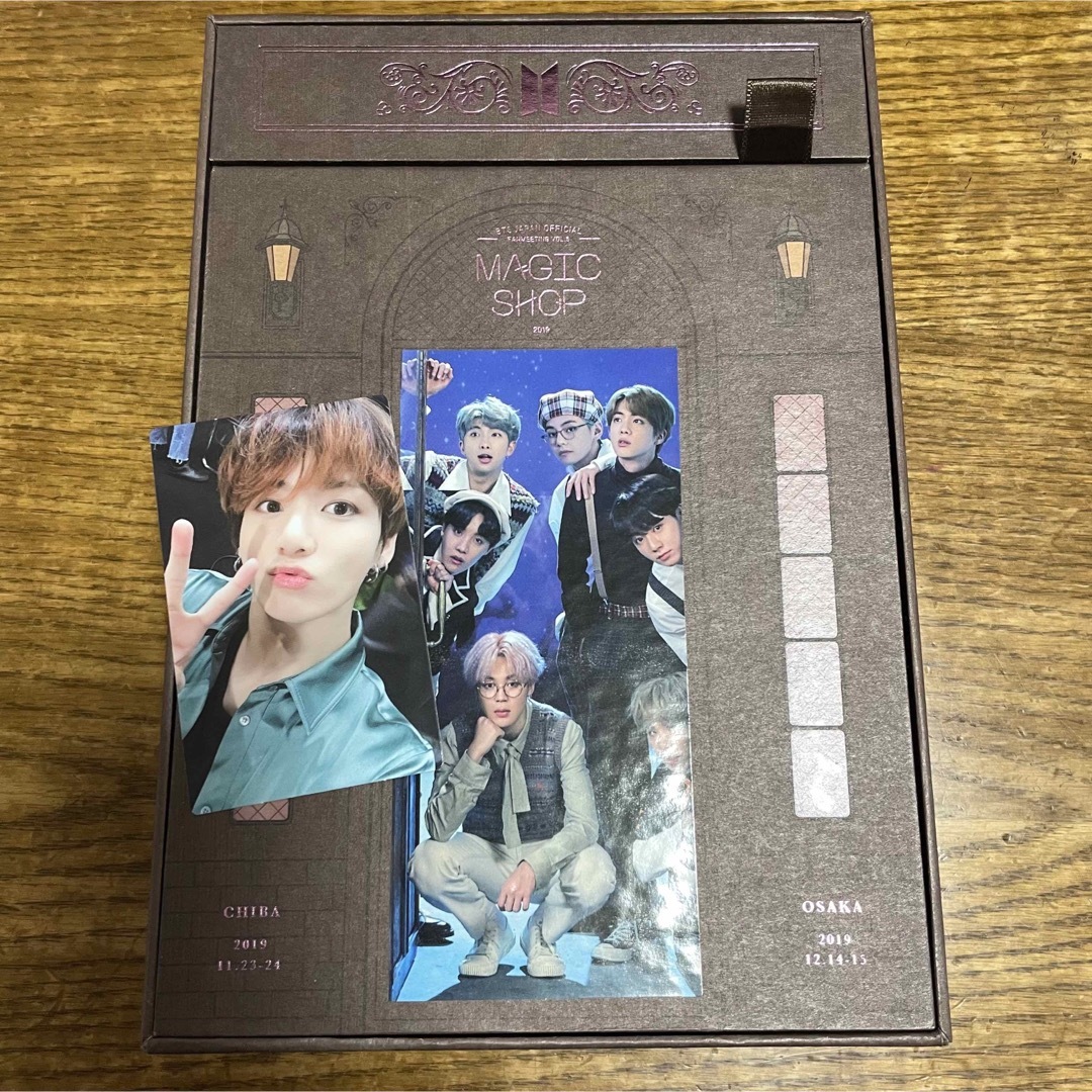 防弾少年団(BTS)(ボウダンショウネンダン)のBTS 2019 MAGIC SHOP DVD ジョングク エンタメ/ホビーのDVD/ブルーレイ(アイドル)の商品写真