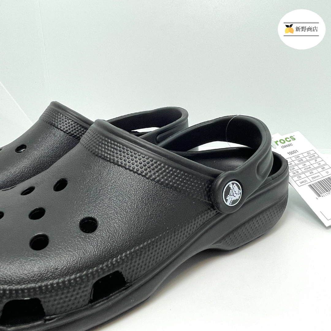 crocs(クロックス)の【新品未使用】クロックス classic ブラック M11 29cm メンズの靴/シューズ(サンダル)の商品写真