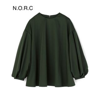 ノーク(N.O.R.C)の【美品】N.O.R.C ノーク　ストレッチドルマンブラウス　グリーン(シャツ/ブラウス(長袖/七分))