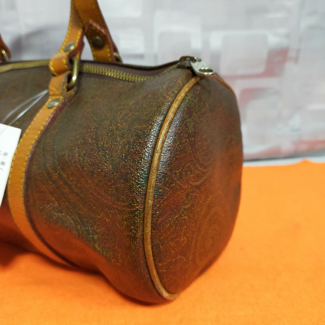 ETRO(エトロ)のエトロ ETRO パピヨン 筒型バッグ 茶 ブラウン 515 レディースのバッグ(トートバッグ)の商品写真