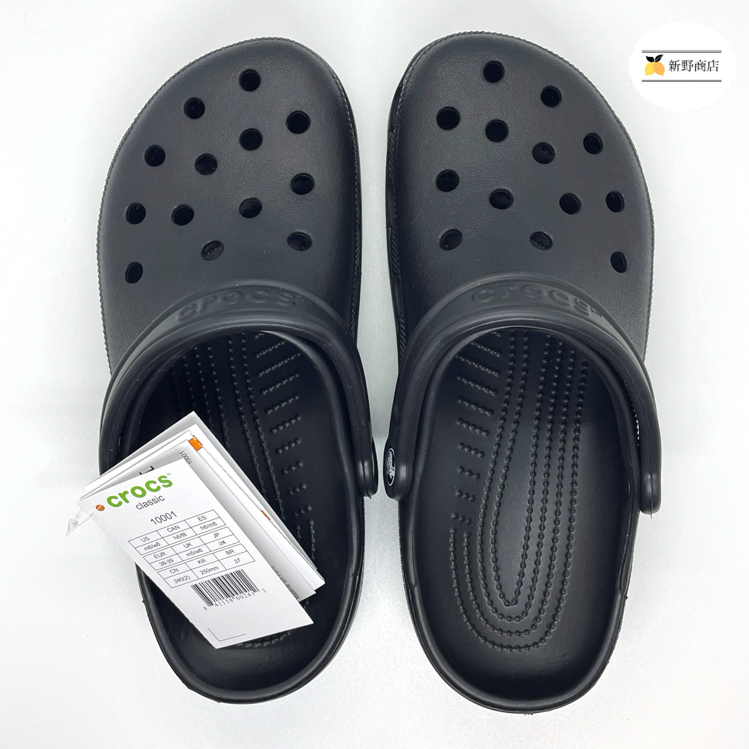 crocs(クロックス)の【新品未使用】クロックス classic ブラック M10/W12 28cm メンズの靴/シューズ(サンダル)の商品写真