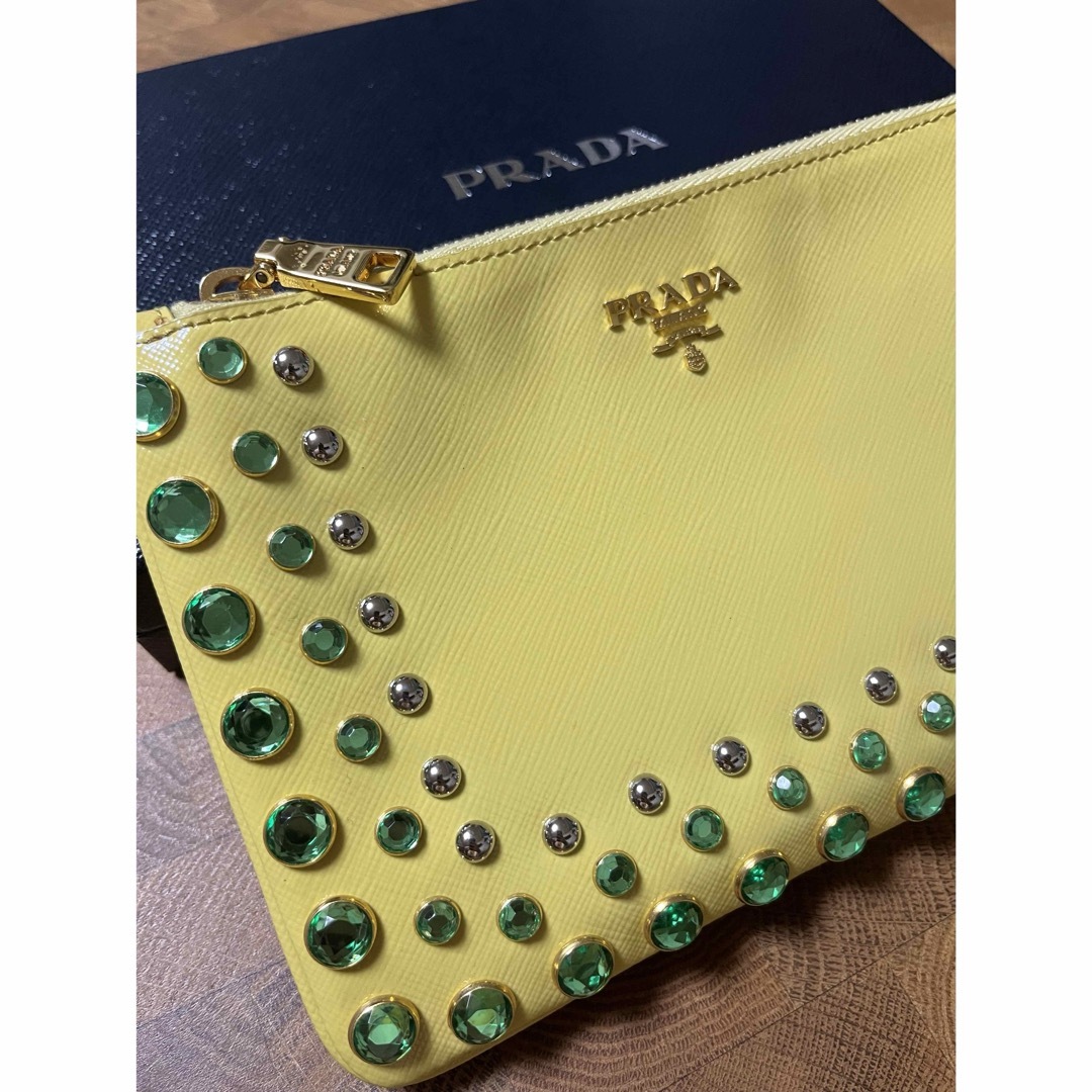 PRADA(プラダ)のPRADA プラダ　ポーチ(クラッチ) レディースのバッグ(クラッチバッグ)の商品写真