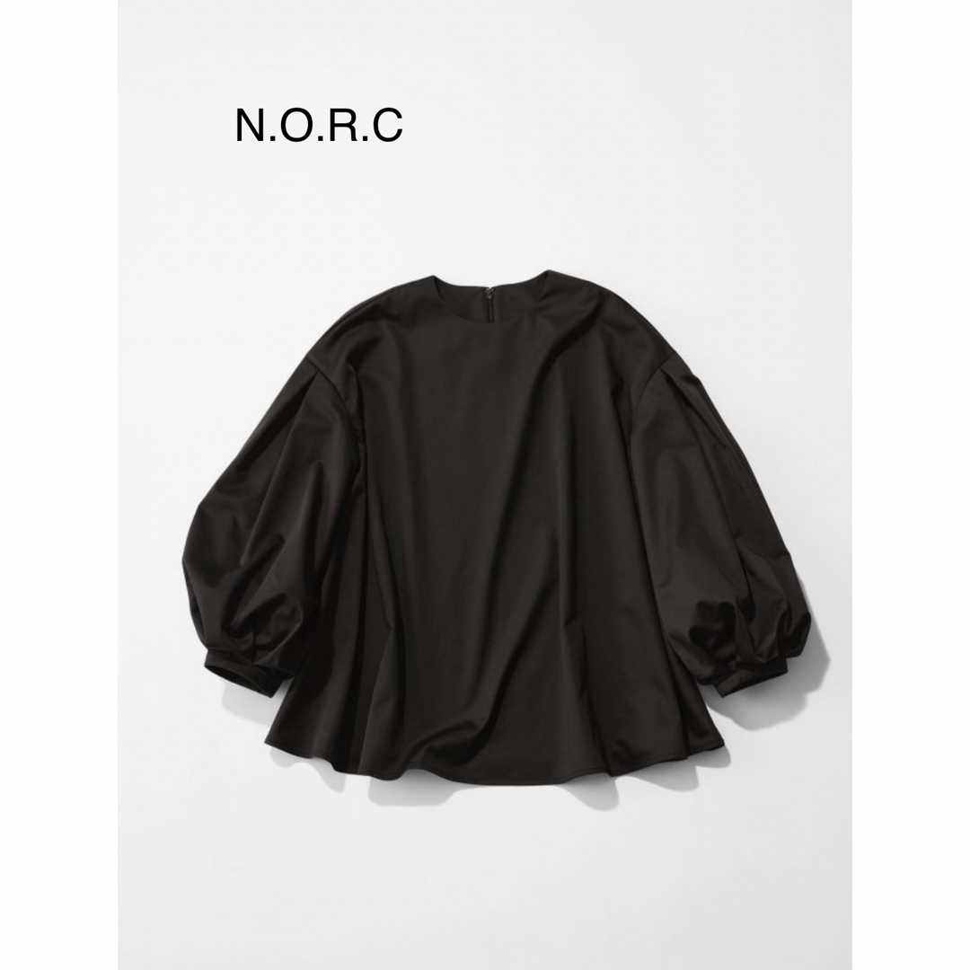 N.O.R.C(ノーク)の【美品】N.O.R.C ノーク　ストレッチドルマンブラウス　ブラック レディースのトップス(シャツ/ブラウス(長袖/七分))の商品写真
