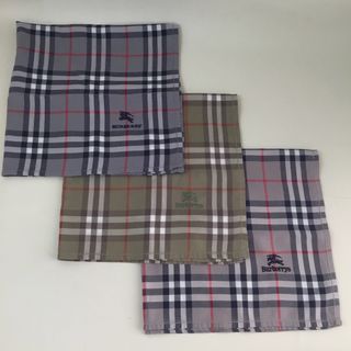 バーバリー(BURBERRY)の【美品】Burberryバーバリー☆ハンカチ　　　　　　　色違い　　3枚セット(ハンカチ/ポケットチーフ)