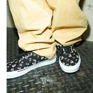 ヴァンズ(VANS)の定8250円！Web限定コラボ！VANS×倉石一樹オーセンティック新品スニーカー(スニーカー)