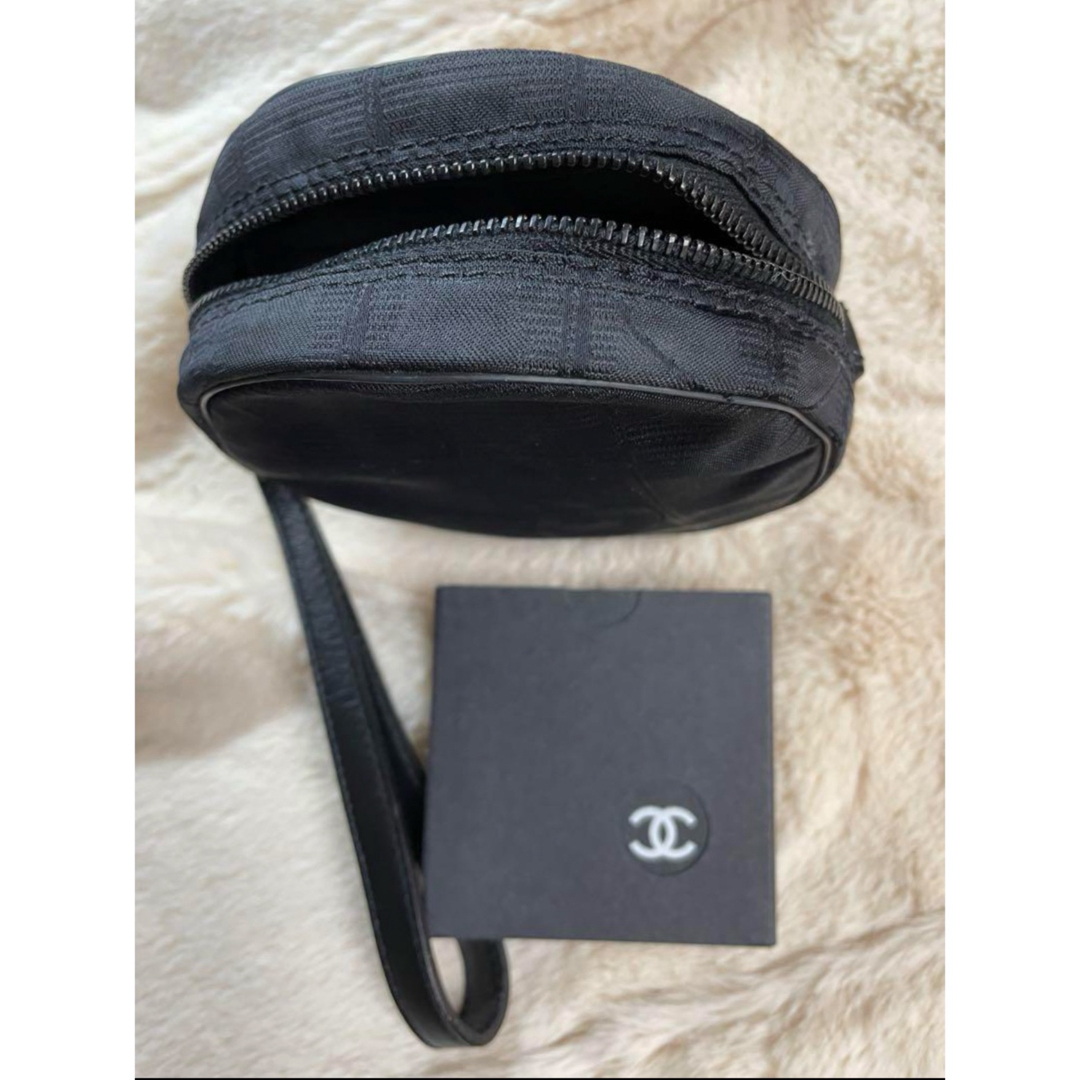 CHANEL(シャネル)のレア VTG Chanel  CCロゴ ナイロン リストレットバッグ レディースのバッグ(クラッチバッグ)の商品写真