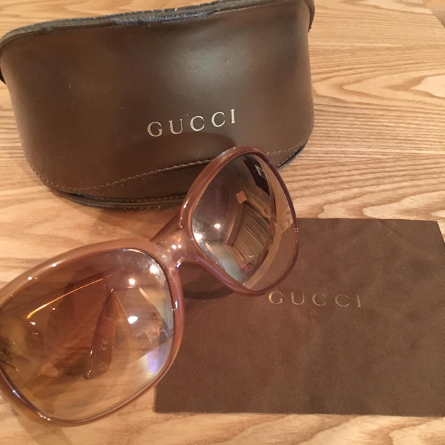 Gucci - 値下げ！正規品 GUCCI サングラスの通販 by yuki.ca.3's shop｜グッチならラクマ