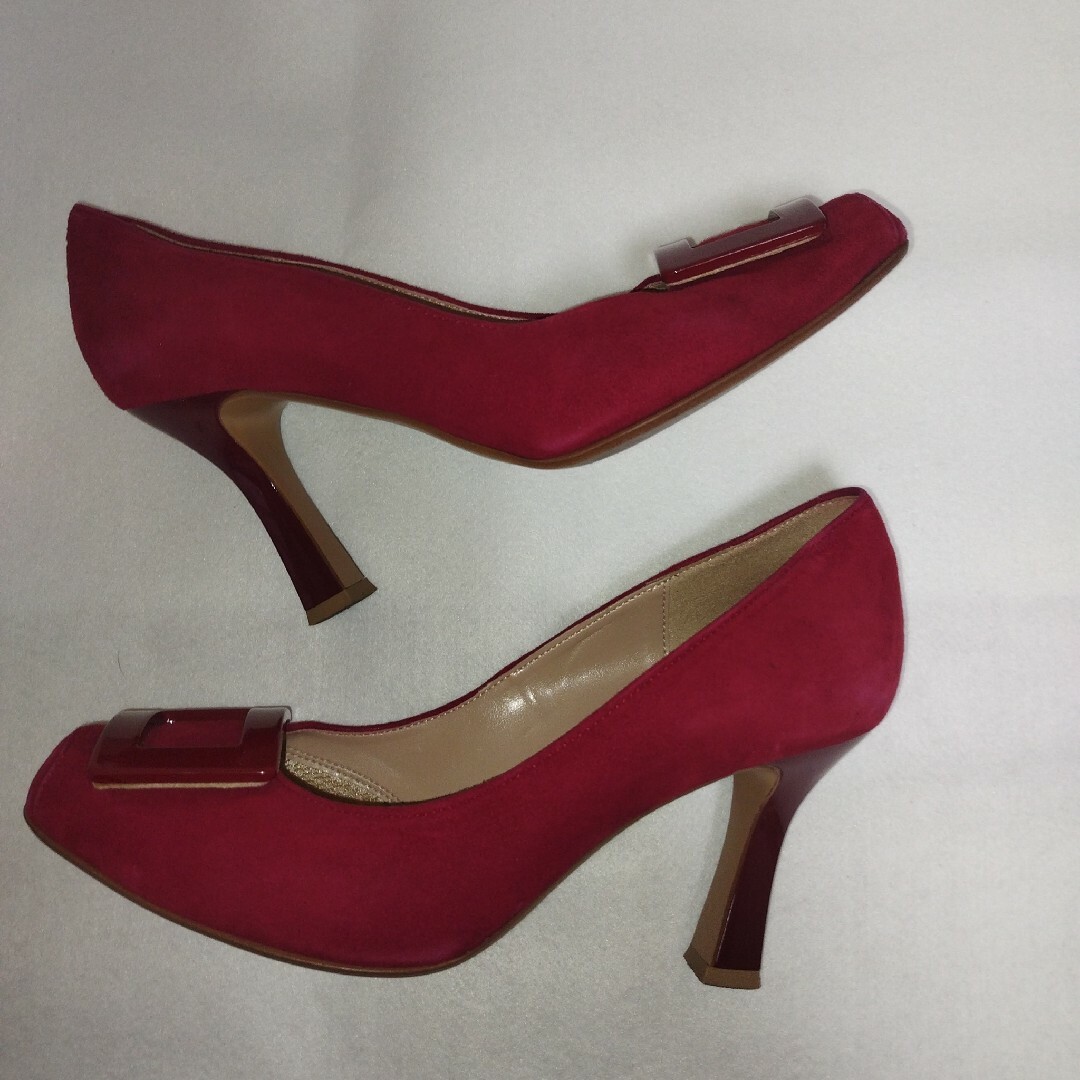 DIANA(ダイアナ)のダイアナ DIANA スエード 赤 パンプス　23cm レディースの靴/シューズ(ハイヒール/パンプス)の商品写真