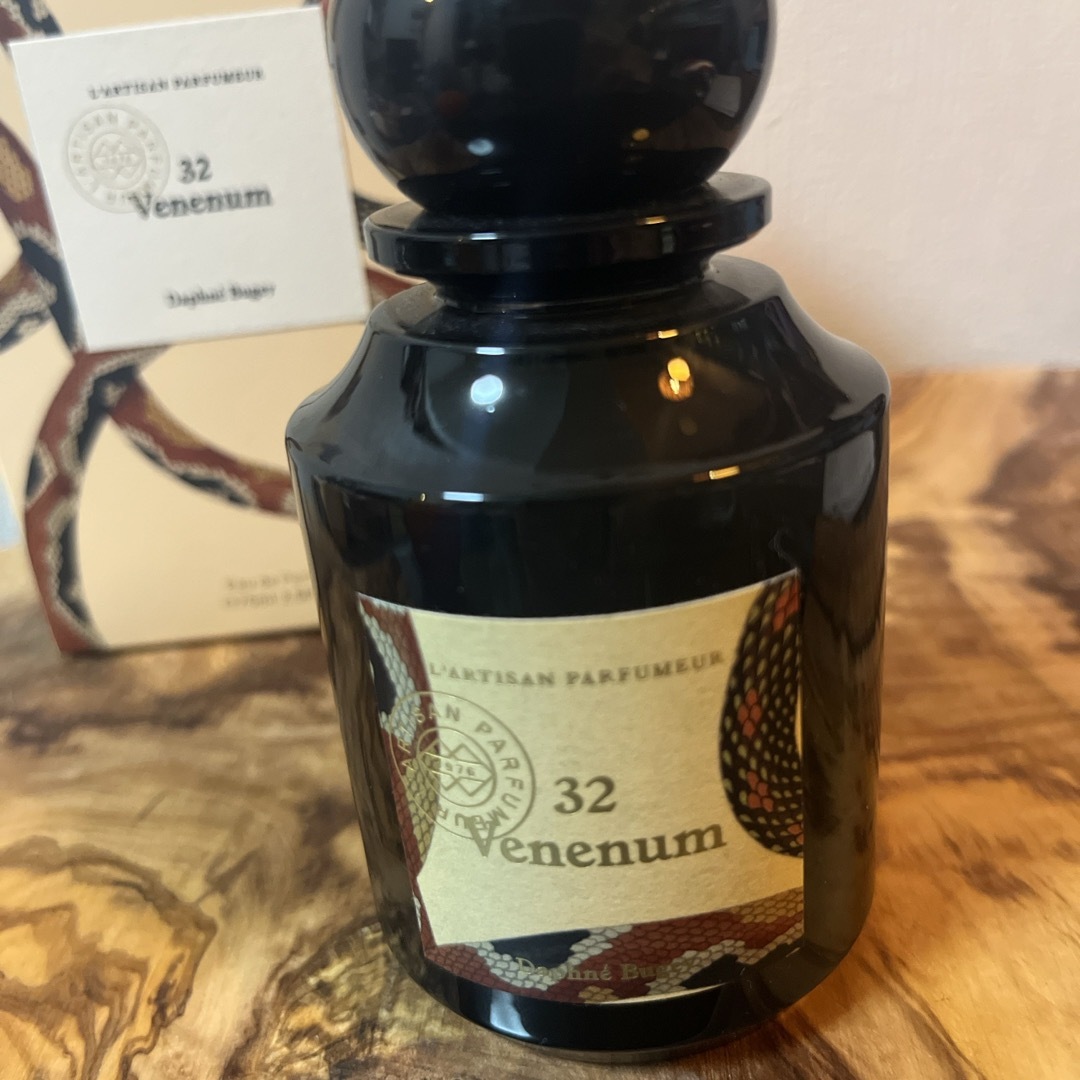 L'Artisan Parfumeur(ラルチザンパフューム)のL'ARTISAN PARFUMEUR ヴェネナム　75ml コスメ/美容の香水(ユニセックス)の商品写真