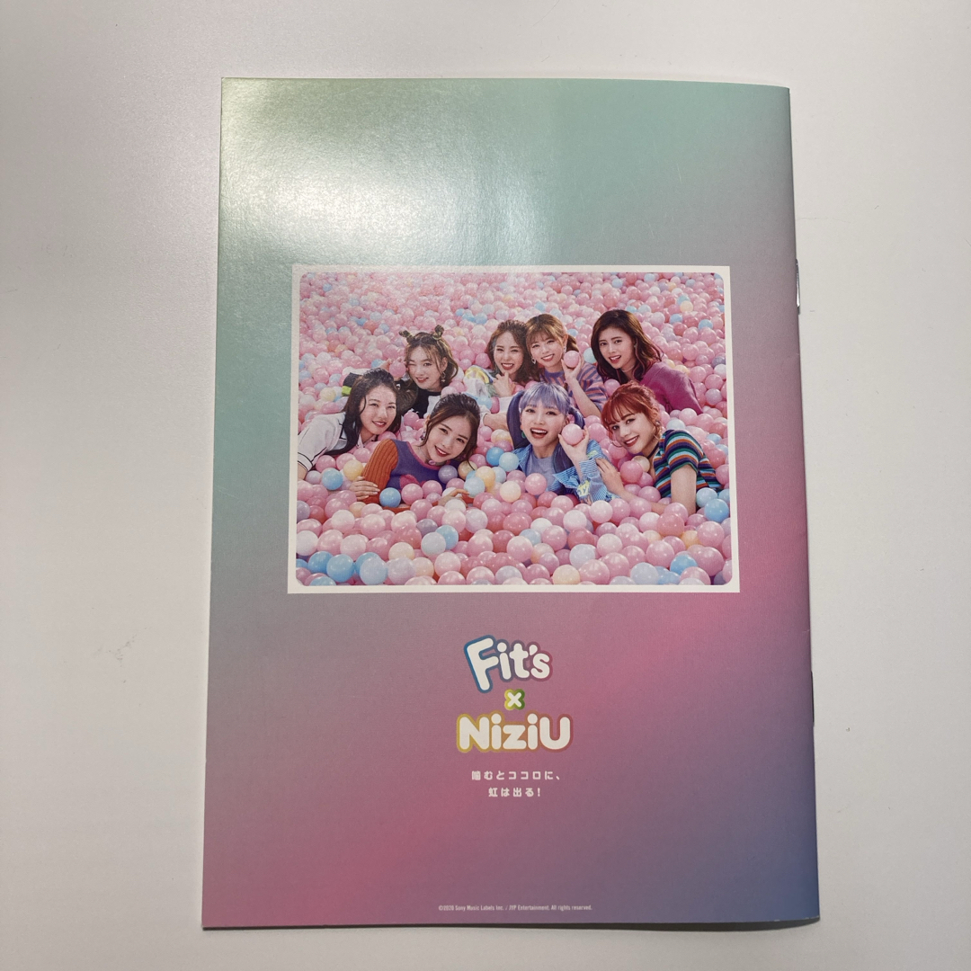 NiziU(ニジュー)のNiziU リマ　フィッツ　Fit's ノート　新品　未使用 エンタメ/ホビーのCD(K-POP/アジア)の商品写真