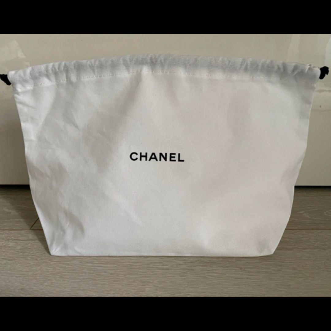 CHANEL(シャネル)のシャネルチャンスクレームマンハンドクリーム  チャンス1本⭐︎巾着セット コスメ/美容のボディケア(ハンドクリーム)の商品写真