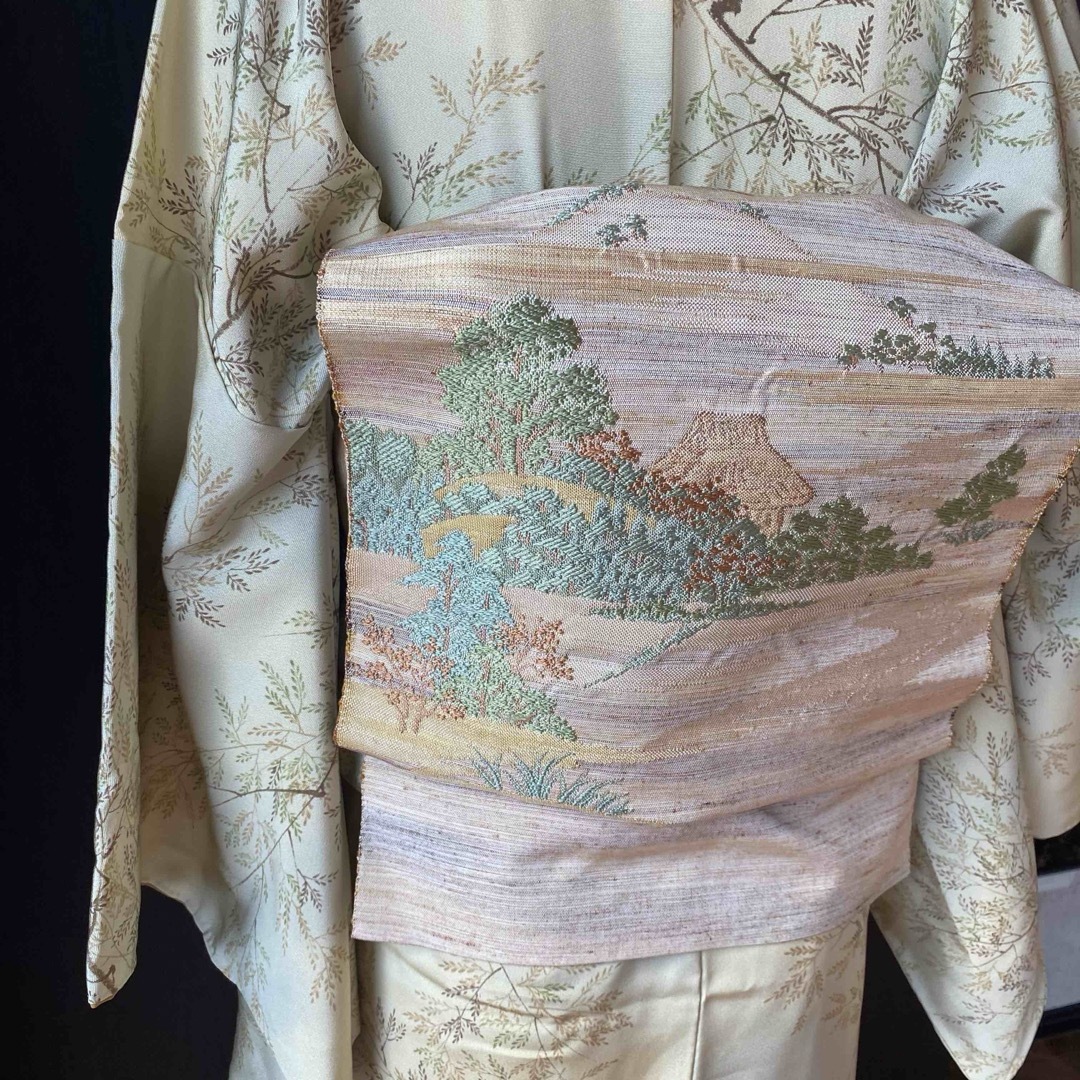 名古屋帯美品！ベージュ系の里山刺繍の織りの帯で合わせやすい！長さ約354 レディースの水着/浴衣(帯)の商品写真
