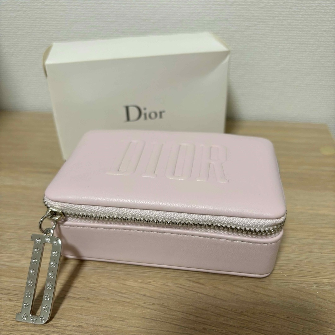 Christian Dior(クリスチャンディオール)の【未使用】Dior アクセサリーケース 非売品 レディースのファッション小物(ポーチ)の商品写真