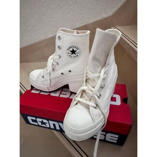 コンバース(CONVERSE)のコンバース厚底スニーカー　限定　ホワイト　22.5センチ(スニーカー)