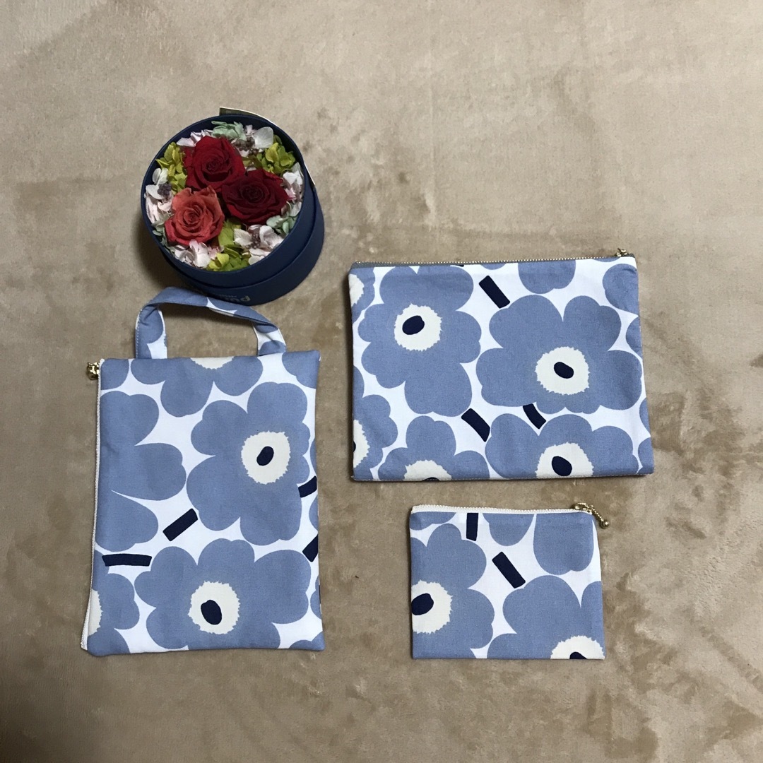 marimekko(マリメッコ)のマリメッコ    生地　ハンドメイド　ピエニウニッコ　ミニトートバック レディースのバッグ(トートバッグ)の商品写真