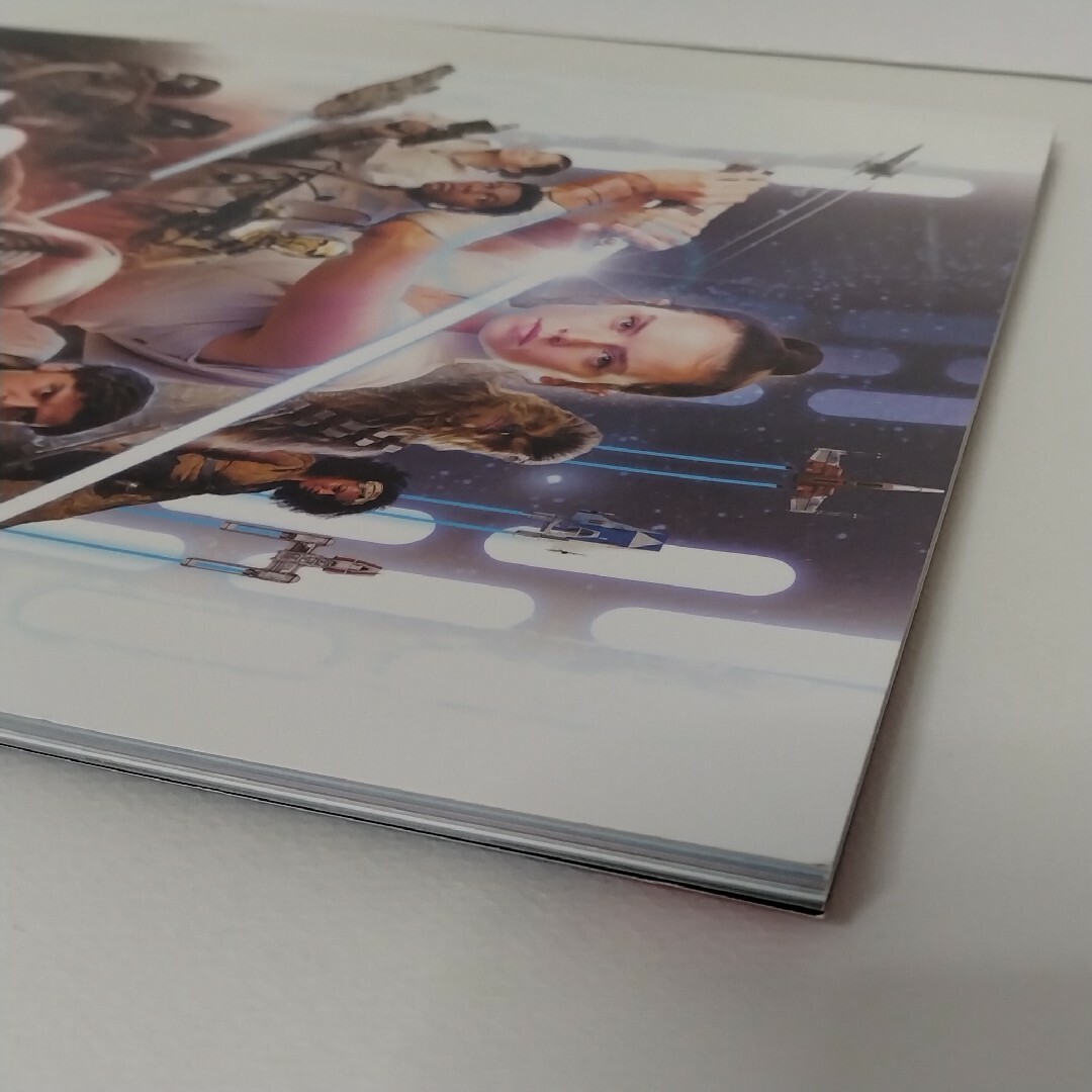 Disney(ディズニー)のスターウォーズ　スカイウォーカーの夜明け映画パンフレット エンタメ/ホビーの本(アート/エンタメ)の商品写真