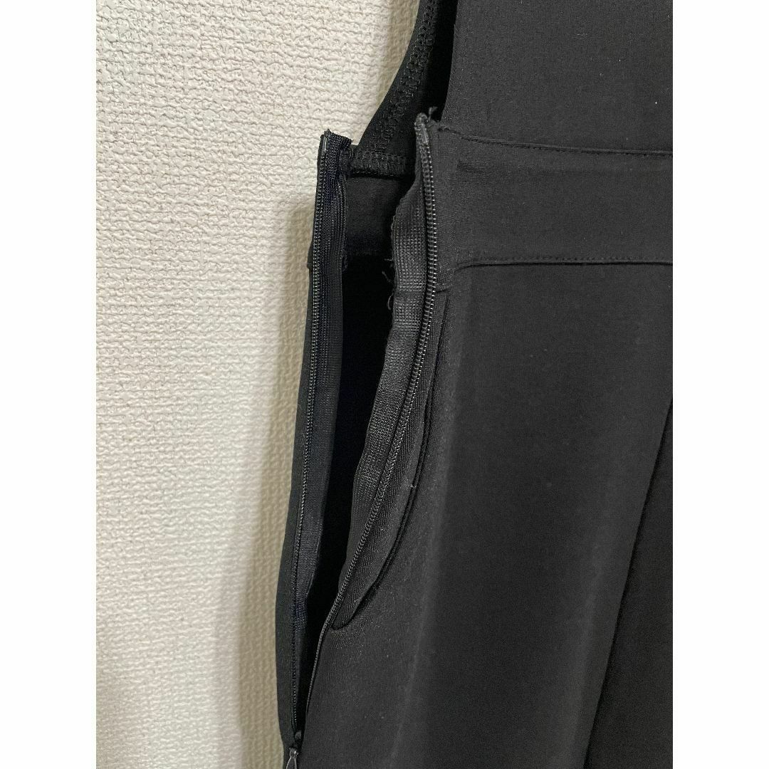 新品未使用⭐︎ジャンパースカート　ワンピ　着やせ　黒　L レディースのワンピース(ひざ丈ワンピース)の商品写真