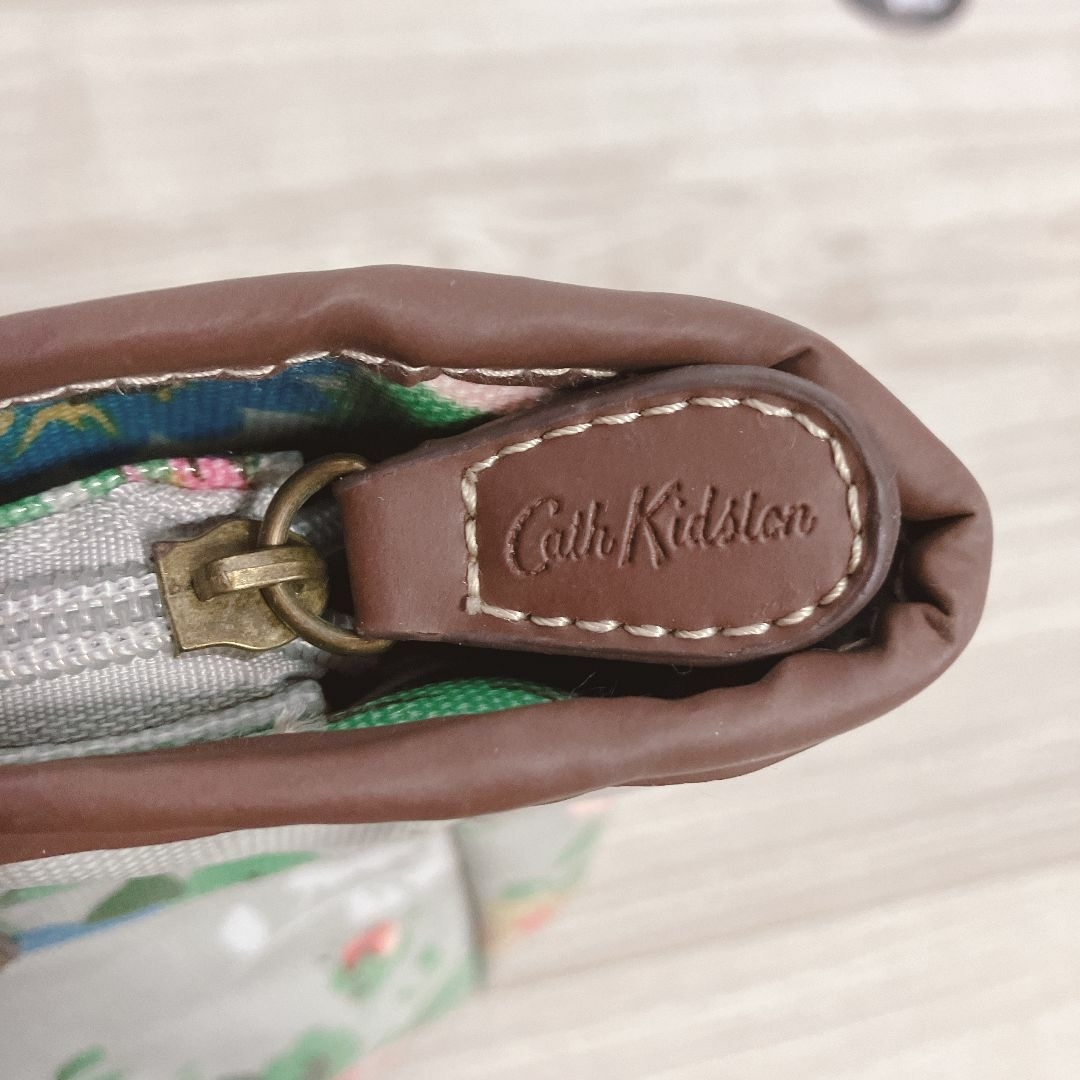 Cath Kidston(キャスキッドソン)のキャスキッドソン　トートバッグ　ショルダーバッグ　ビニコ　不織布バッグ付き レディースのバッグ(トートバッグ)の商品写真