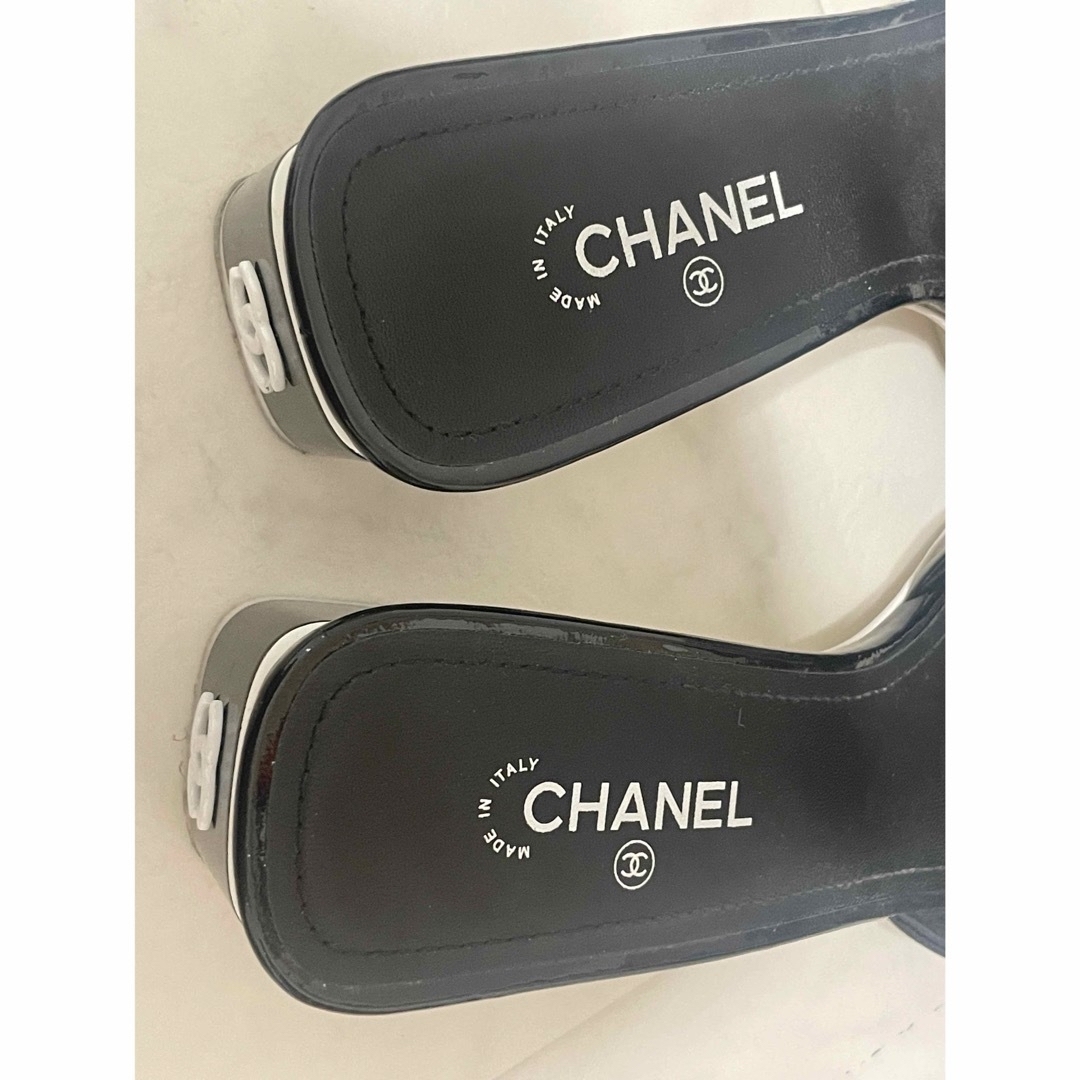 CHANEL(シャネル)のCHANEL サンダル　37 箱あり レディースの靴/シューズ(サンダル)の商品写真