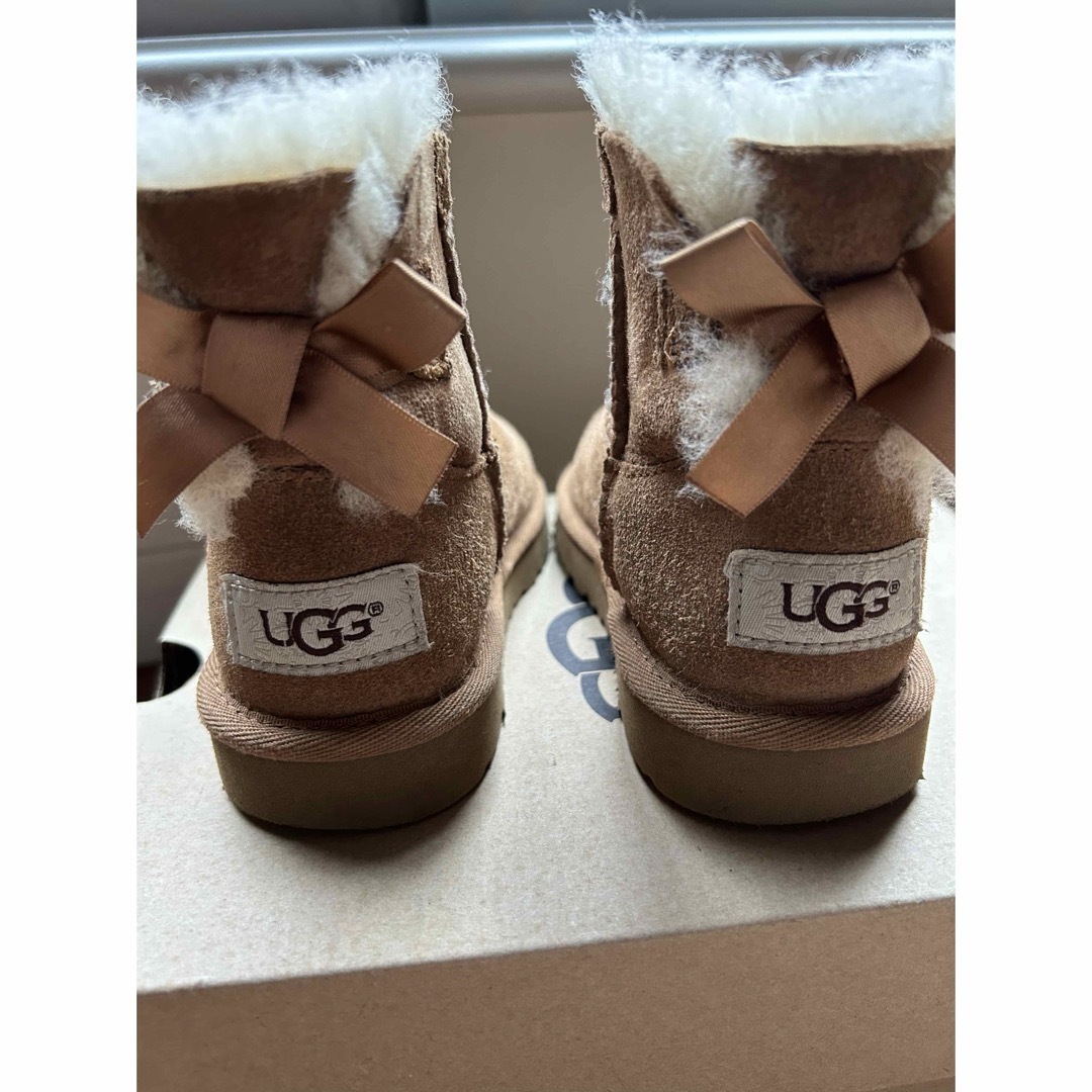 UGG(アグ)のUGG ブーツ16㎝ キッズ/ベビー/マタニティのキッズ靴/シューズ(15cm~)(ブーツ)の商品写真