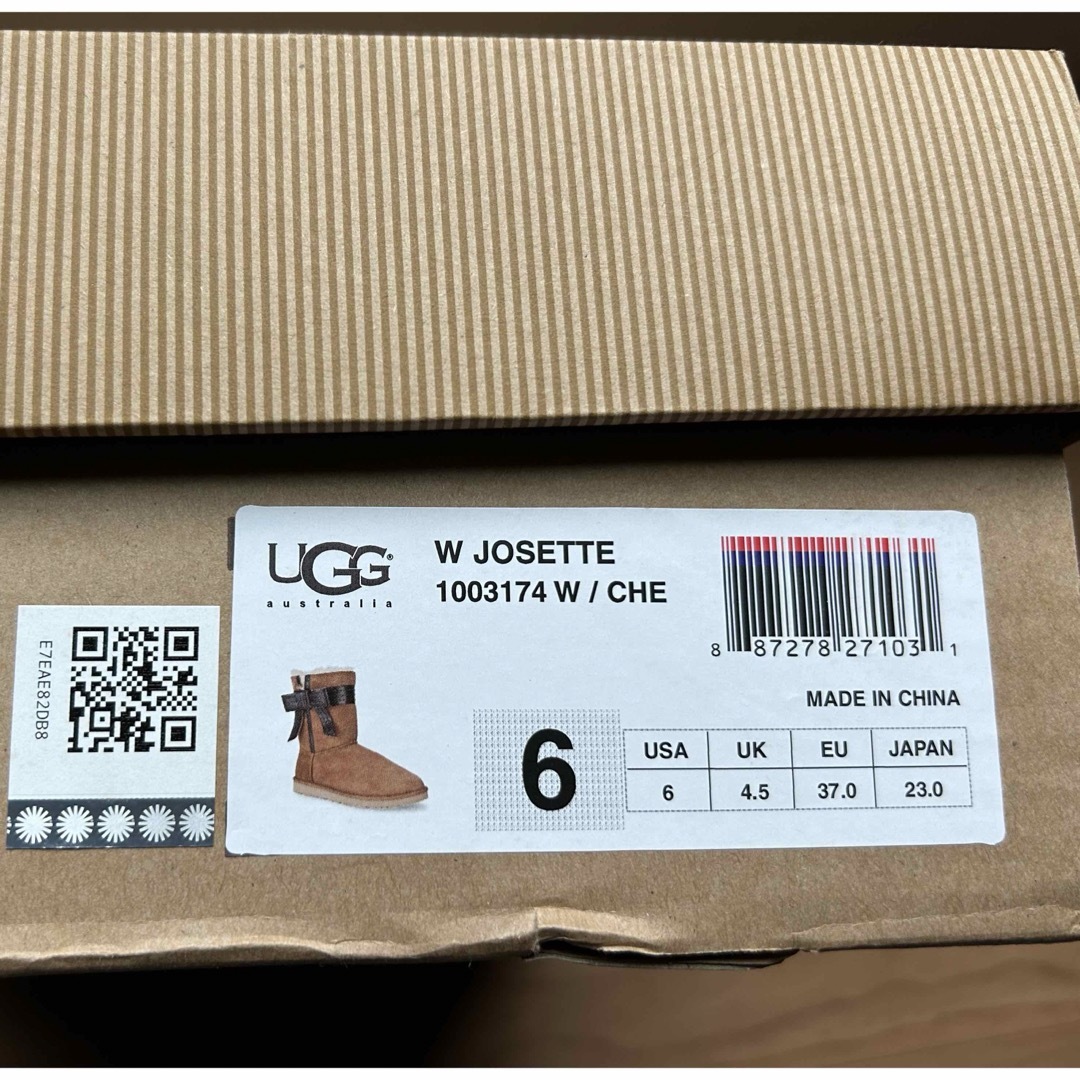 UGG(アグ)のUGG リボン付きブーツ レディースの靴/シューズ(ブーツ)の商品写真