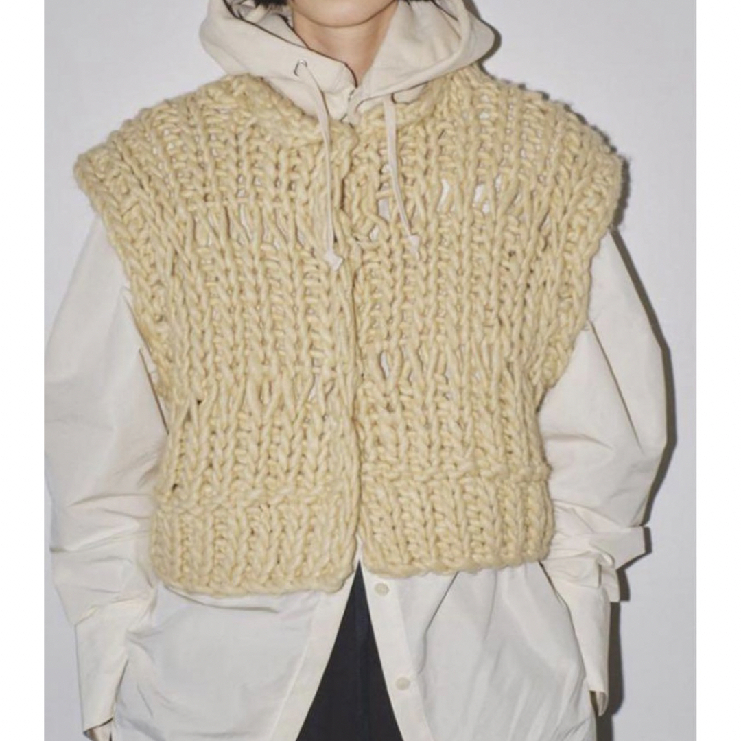 TODAYFUL トゥデイフル Chunky Hand Knitvest レディースのトップス(ベスト/ジレ)の商品写真