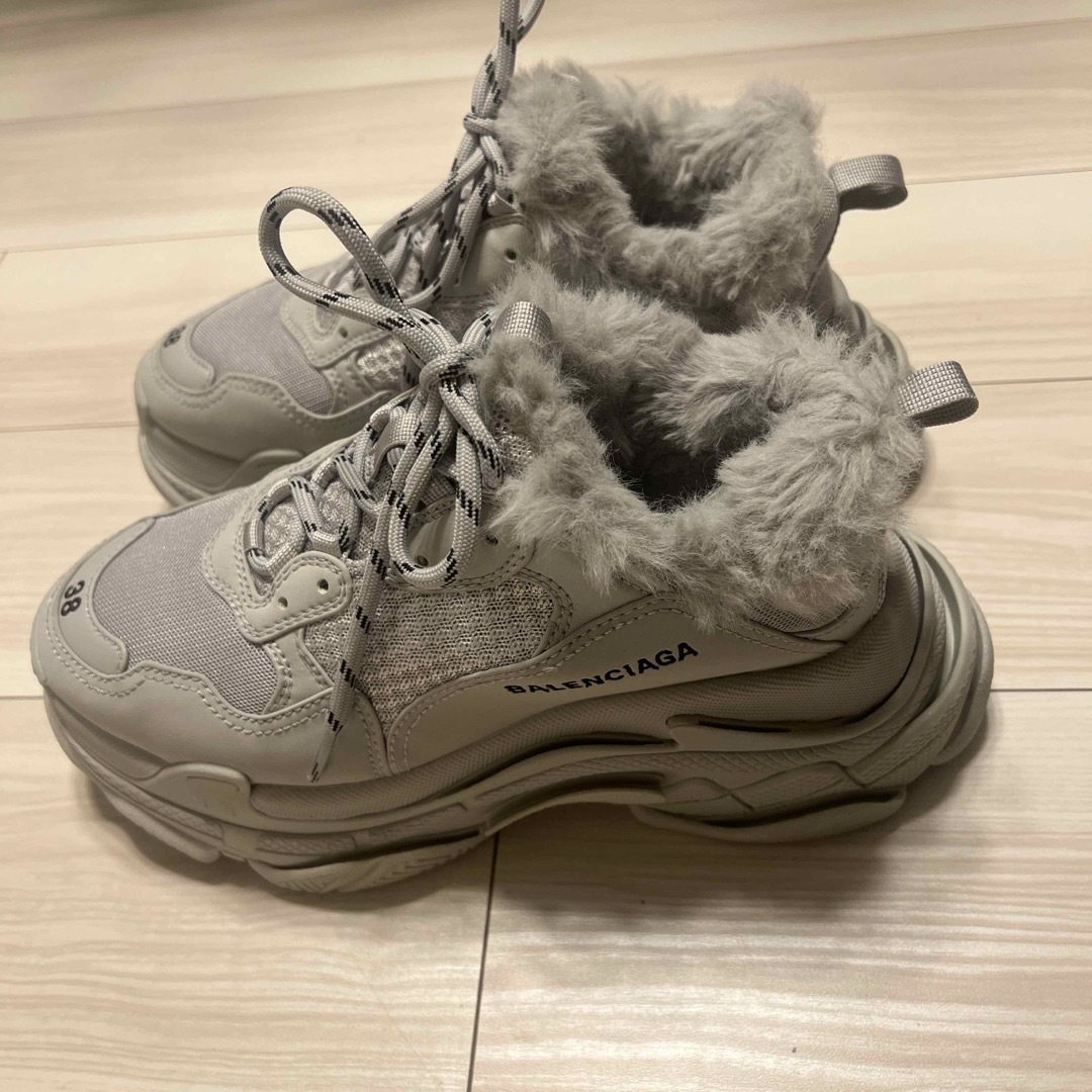 Balenciaga(バレンシアガ)のバレンシアガTripleSfaux furトリプルエスブラックファー レディースの靴/シューズ(スニーカー)の商品写真